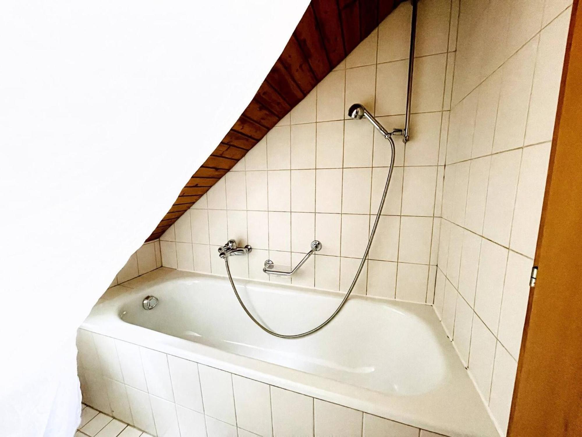 Apartment Einzigartige Schone Altbau- Im Zentrum *