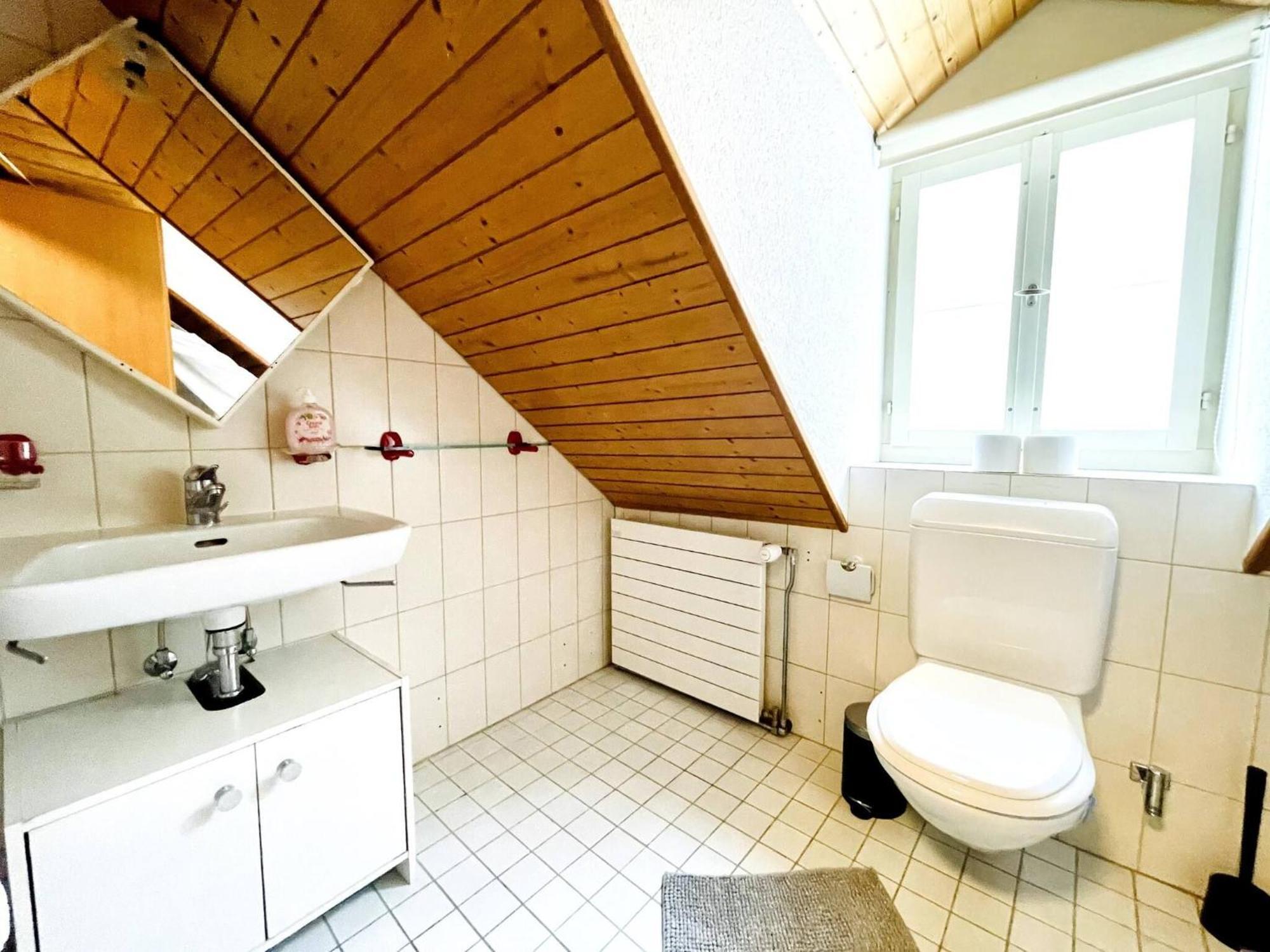 Einzigartige Schone Altbau- Im Zentrum *